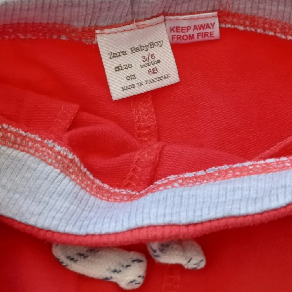 💫Zara Baby Boy Straight Fit Garment-Dyed Plush Bermuda Shorts in Orange - Picture 2 of 6